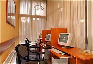 Computerkamer in het appartementhotel Charles, vlakbij de belangrijkste bezienswaardigheden in Boedapest, Hongarije