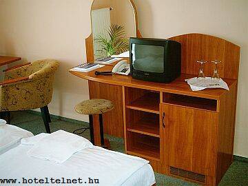 Pokój w Hotelu Amstel Hattyu Inn, Gyor
