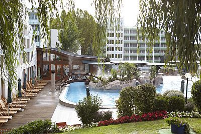 Naturmed Hotel Carbona Heviz - спа-, термальный и велнес-отель в чудесном окружении в г. Хевиз