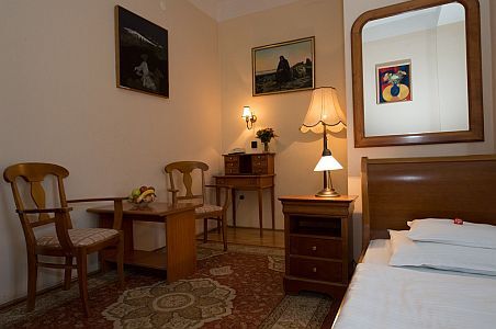 Chambre double supérieure disponible dans l'Hôtel Aranybika à Debrecen