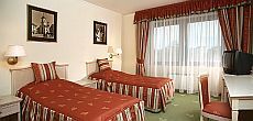 Pokój czterogwiazdkowy Hotelu Kalvaria w Gyorze