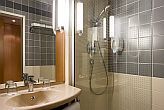 Ванная комната отеля Ibis Hotel Budapest  