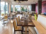 Hotel Park Inn in Sarvar modern en aangenaam ingericht restaurant