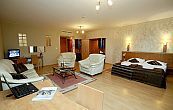 Apartament de 4 stele în hotelul Villa Volgy de wellness din Ungaria, Eger