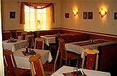 Restaurangen på Agoston Hotell med ungersk maträtter         