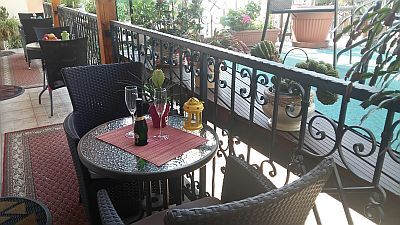 Vacances pres de la frontiere autriche - la terrasse - Isabell Hôtel á Gyor en Hongrie