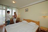 Goedkope thermaalhotels in Hajduszoboszlo - beschikbare kamer in het driesterren Hotel Hoforras