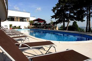 Wellness Hotel Kikelet Pecs - outdoor pool