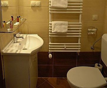 L'hôtel d'appartements á 4 étoiles á Budapest - la salle de bains