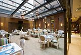 Boutique Hotel Marmara Budapest - элегантный ресторан отеля недалеко от Западного вокзала
