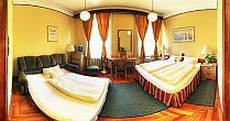 Omnibusz Hotel Budapest - уютный и просторный номер с двуспальней кроватью на пештской стороне Будапешта