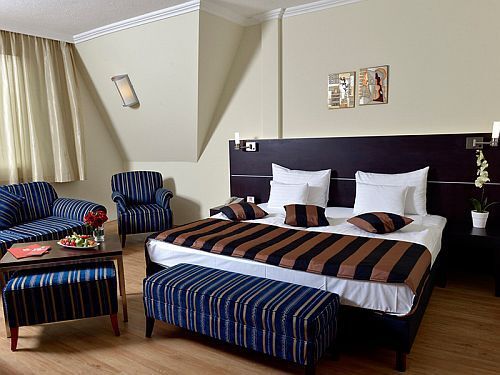 Superior rum i Hotell Ramada Budapest - låga priser och bekvämlighet