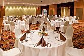 Le restaurant - piano bar - Greenfield Hôtel Spa Resort - 4 étoiles hôtels en Hongrie