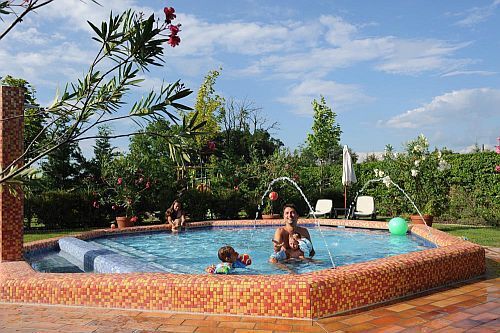 Wellness cu piscine interioare şi exterioare în Hotel Shiraz Egerszalok