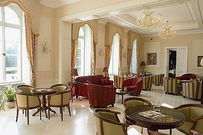 La Contessa Castle Hotel 4* elegantes Schlosshotel im Szalajka-Tal
