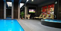 Hotel Wellness Bliss Budapest - el hotel ofrece numerosos servicios de wellness - piscinas