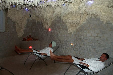 Hôtel Zenit à Vonyarcvashegy - la cave de sel pour les maladies asthmatiques       