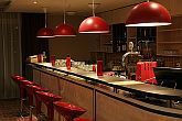 Canada Hotel Budapeszt, drink bar - Budapeszteński hotel blisko do mostu Petöfi