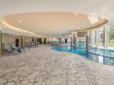 Hotel Azur Premium i Siofok för romantisk wellnesshelg