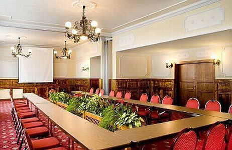 L'hôtel Silvanus dispose d'une salle de conférence et de réunion