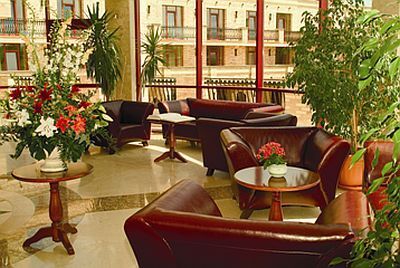 Hotel Kapitany in Sumeg, Hongarije met uitstekende wellness- en vergaderfaciliteiten en pakketaanbiedingen