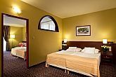 Hotel Kapitany w Sumeg, pokój rodzinny - Wellness i konferencja w węgierskim hotelu przyjaznym rodzinie, promocyjna oferta pakietów