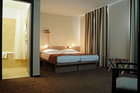 CE Plaza Hôtel Siofok au lac Balaton en Hongrie - chambre double
