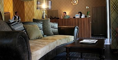Receptie van het Hotel Oxigen in Noszvaj, Hongarije - nieuw 4-sterren hotel met pakketten met halfpension voor actieprijzen