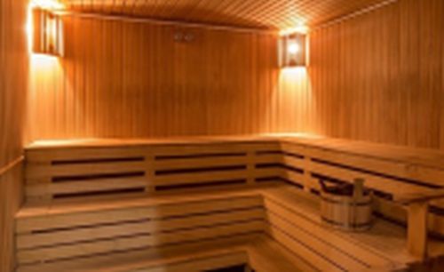 L'immense cabine de sauna de l'Hotel Corvus Aqua Oroshaza