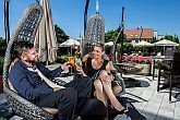 Hotel Sopron - Terrasse in einer ruhigen und stillen Umgebung