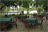 Alfa Art Hôtel - Terrasse avec la vue panoramique sur le Danube