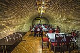Patak Park Hotel - Weinkeller in Visegrad mit Weinprobe