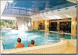 Grand hotel Margitsziget - piscina termale - Danubius Grand