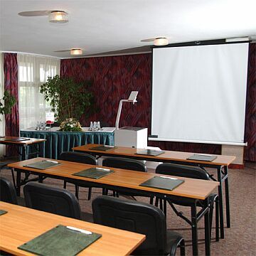 Sala de meeting in Debrecen in hotelul Nagyerdo