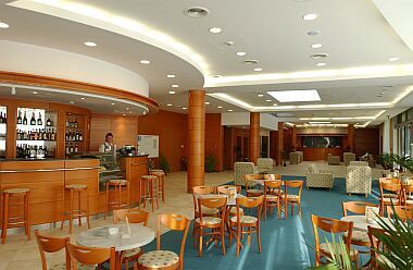 Лобби термального и лечебного отеля Hunguest Hotel Aqua-Sol**** Hajduszoboszlo, Hungary