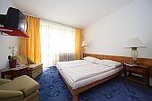Goedkope accomodatie aan Balaton, in de twee- en driesterren hotels van Hotel Club Aliga