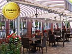 Duna Event Wellness Hotel Ráckeve-ラ－ツケヴェにあるケ－クドゥナホテルはグリ－ンベルト地帯にあります
