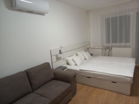 Cheap accommodation in Budapest near the metro