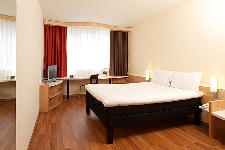 Hotel Ibis City (ex Hotel Emke) en el centro de Budapest con reserva online