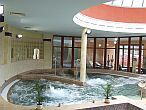 Fin de semana wellness en Hungria - excursión en Matra, alojamiento barato en Hungria - piscina 
