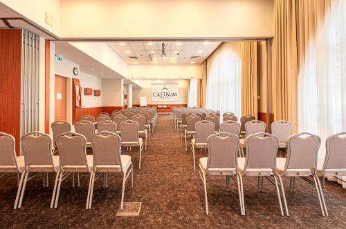 Hotel Novotel Szekesfehervar sala de reuniones y sala de conferencias