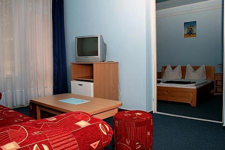 Angenehmes Zimmer im Hotel Korona in Siofok - billiges Zimmer in Siofok - freie Appartements in Ungarn, am Balaton