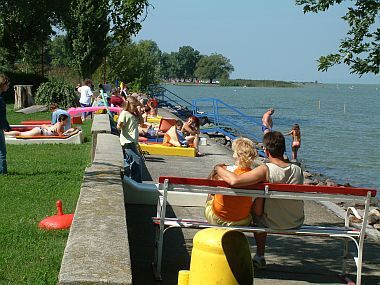 Strand in hotel Boglar