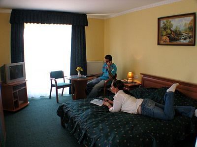 La chambre double libre á L'hôtel Viktoria á Sárvár en Hongrie