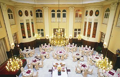 Restaurant -  Grand Hôtel Aranybika - Debrecen