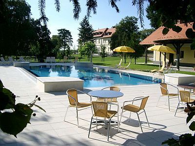 Hongrie - Hôtel du châteaux Comte Degenfeld - Piscine