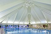 La piscine - Health Spa Resort Hôtel Heviz á 4 étoiles supérieur, la Hongrie
