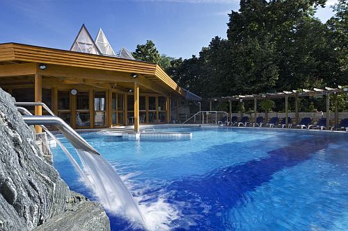 Belevenisbad in Health Spa Resort Heviz - 4-sterren accommodatie in Heviz, Hongarije