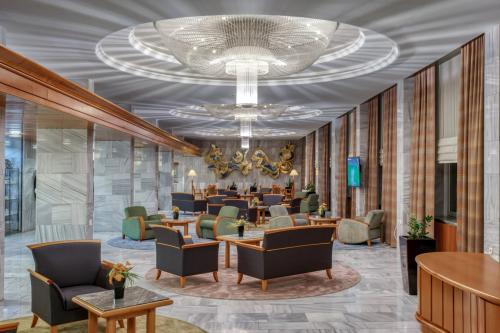 Lobbyn av Health Spa Resort Heviz - Termalhotell i Ungern