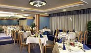 Wellnesshotel Eger Park - de zgn. Groene Zaal van het restaurant van het 3-sterren hotel